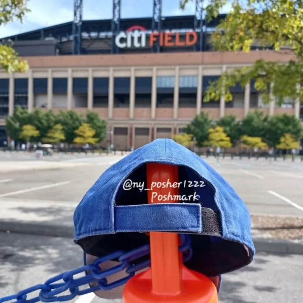 MLB 𝖦𝖤𝖭𝖴𝖨𝖭𝖤 𝖬𝖤𝖱𝖢𝖧𝖠𝖭𝖣𝖨𝖲𝖤 𝙽𝚈 Mets Baseball Cap
